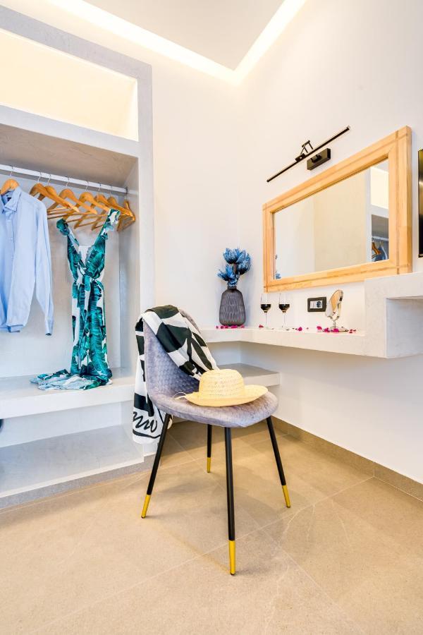 Tiara Suites Santorini Fira  Eksteriør bilde