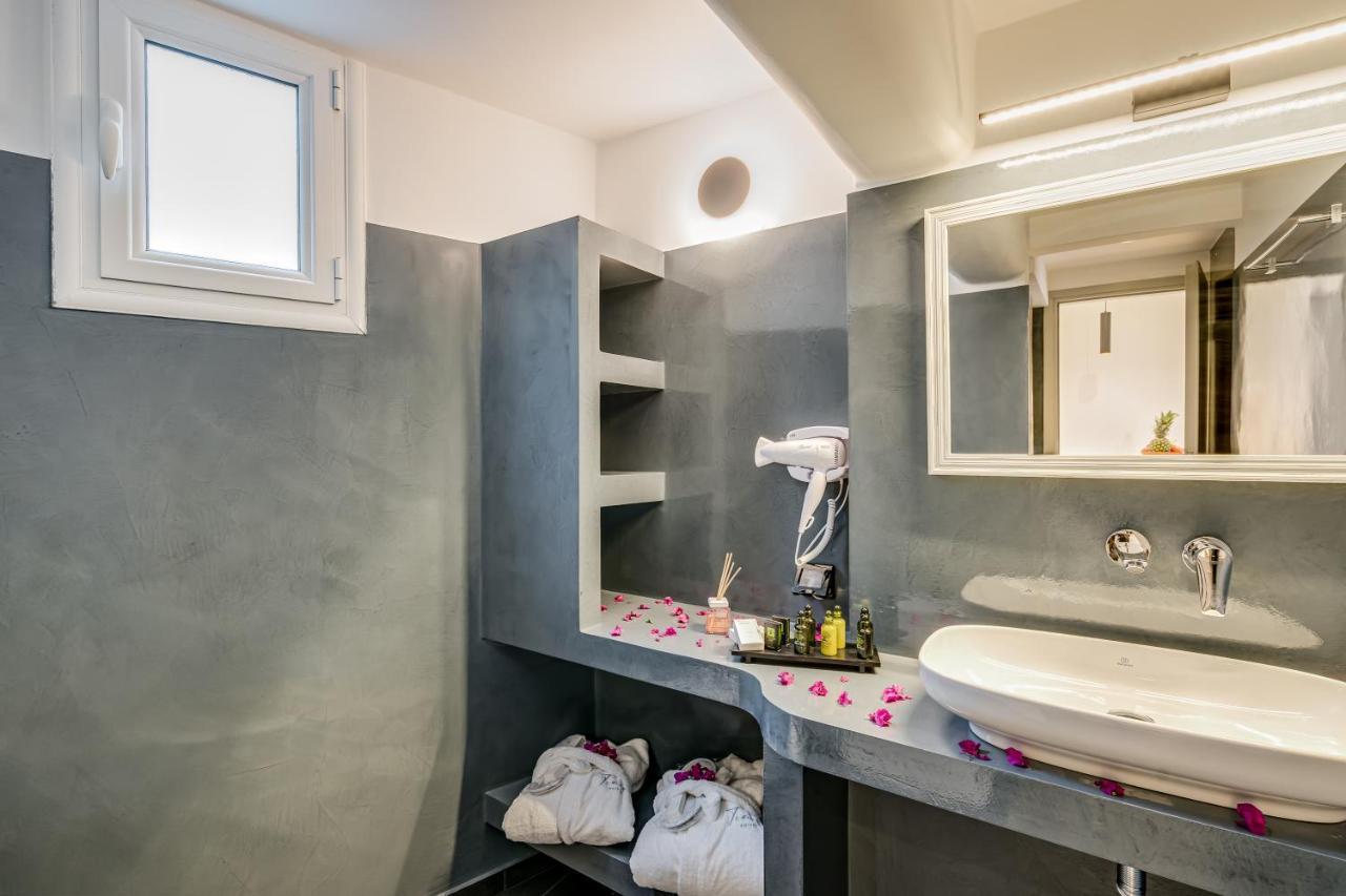 Tiara Suites Santorini Fira  Eksteriør bilde