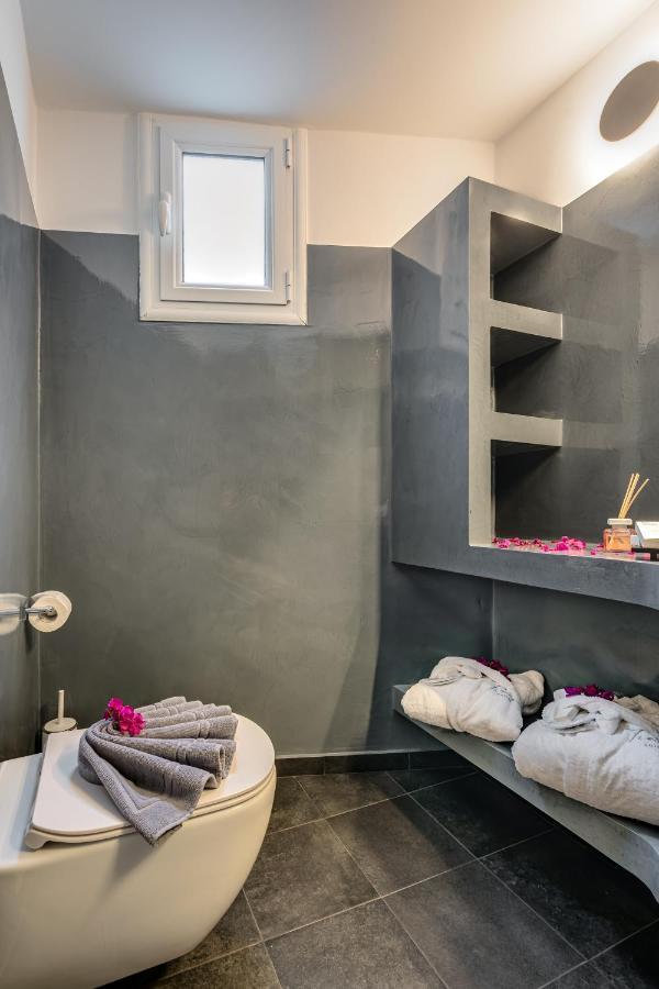 Tiara Suites Santorini Fira  Eksteriør bilde