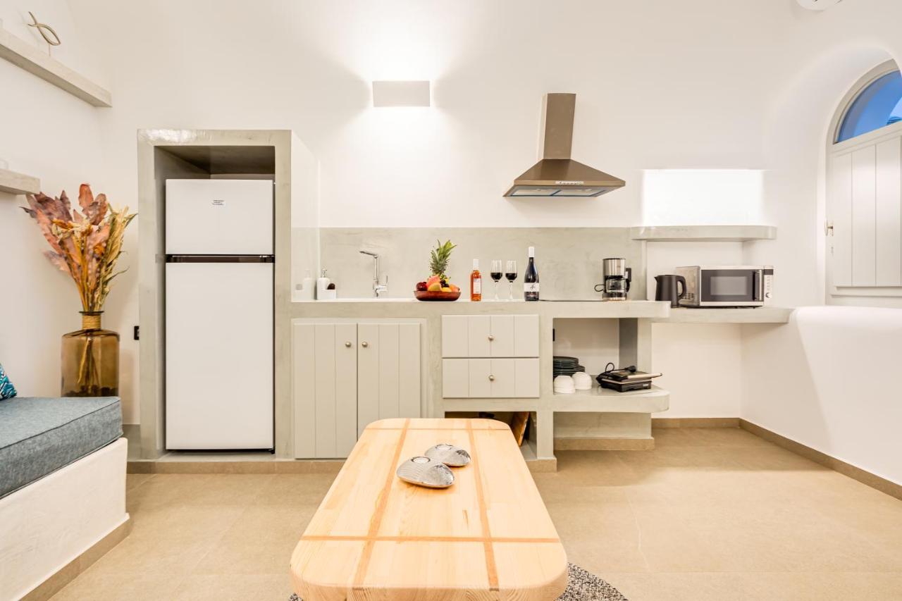 Tiara Suites Santorini Fira  Eksteriør bilde