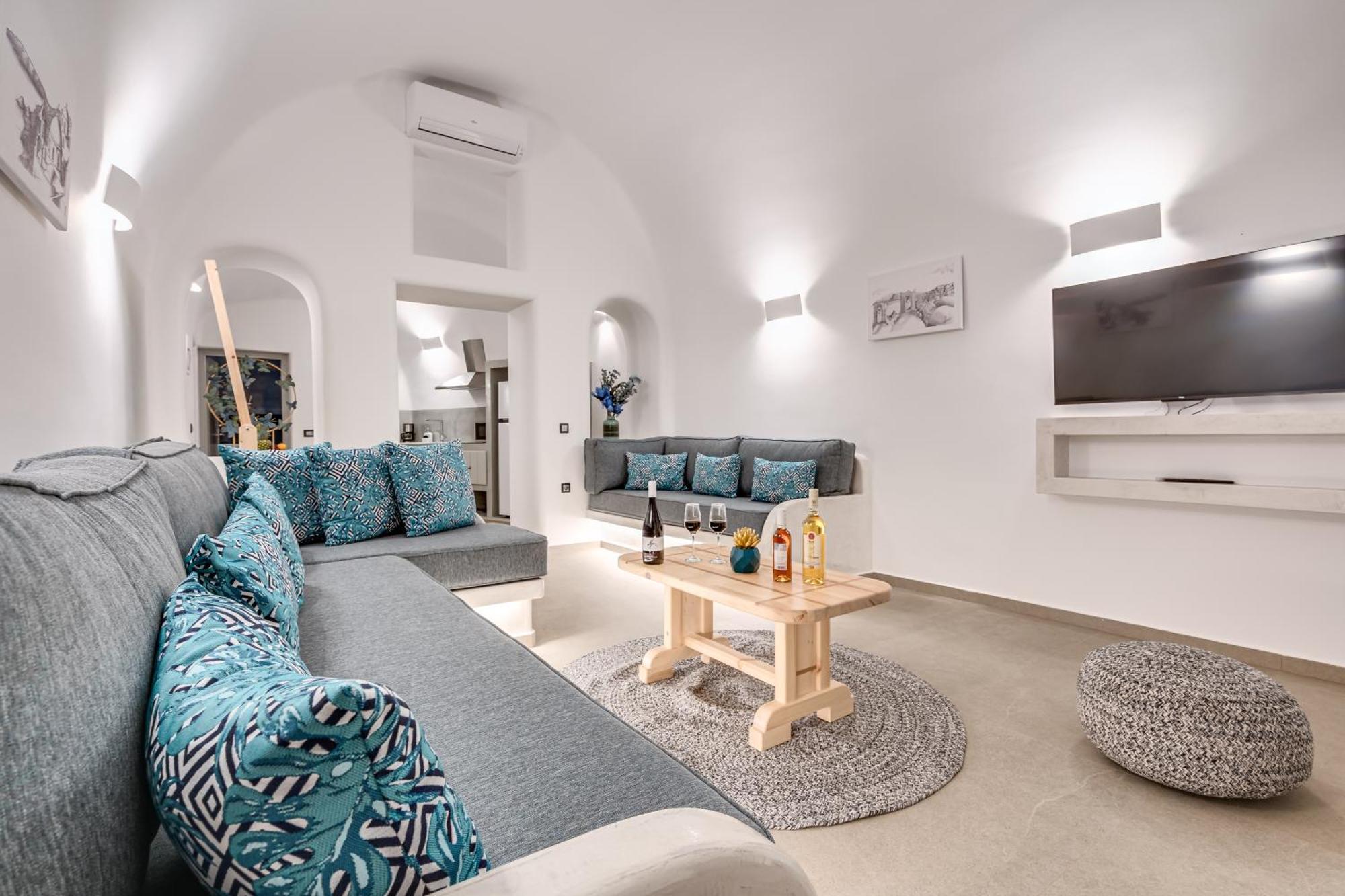 Tiara Suites Santorini Fira  Eksteriør bilde