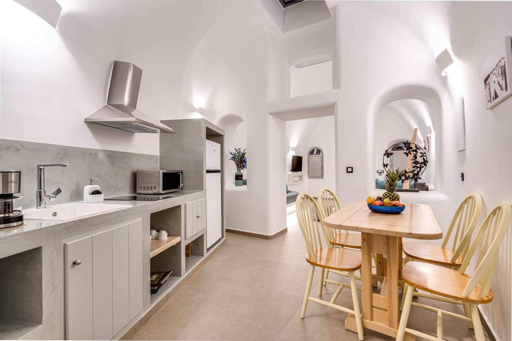 Tiara Suites Santorini Fira  Eksteriør bilde